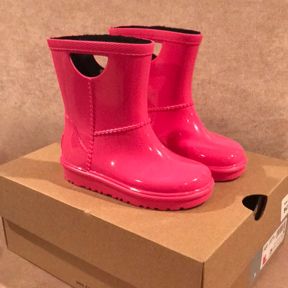UGG toddler rain boots rahjee Pink size 6
